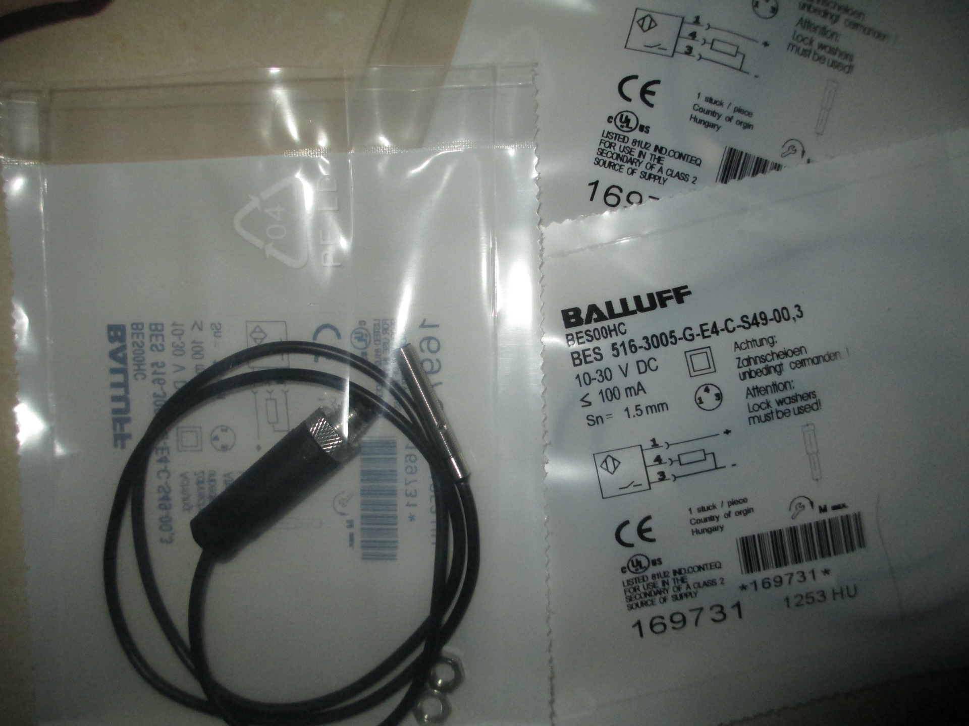 特价 德国BALLUFF 巴鲁夫接近开关BES M18MI-PSC50B-BP03