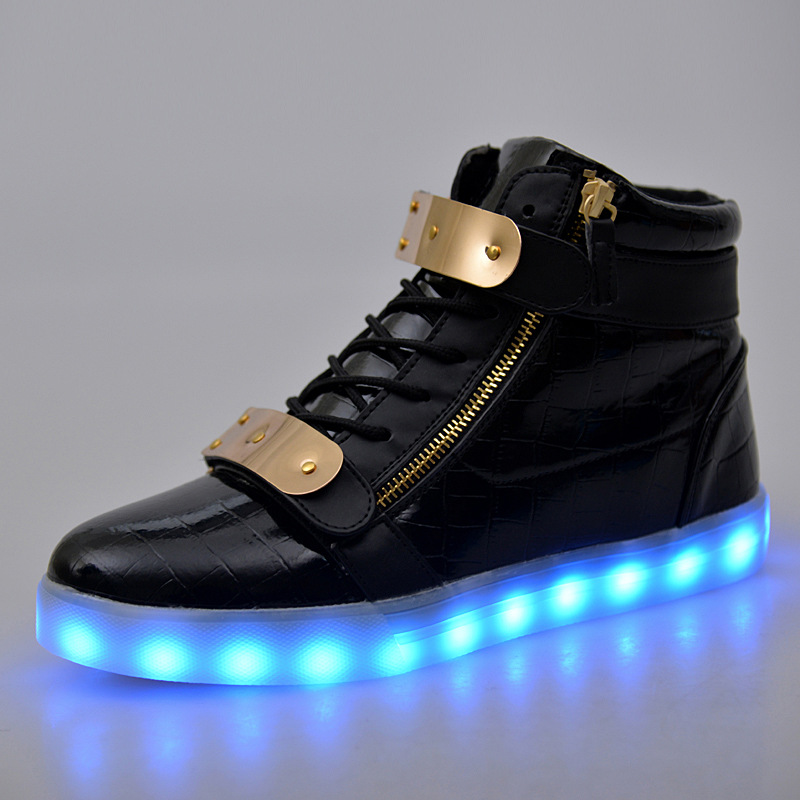 shoes that light up with flash