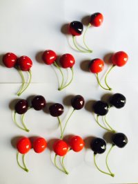 Alta simulación de imitación doble enchufe cereza cerezas espuma doble cabeza cereza joyería teléfono móvil accesorios de toalla accesorios de fotografía