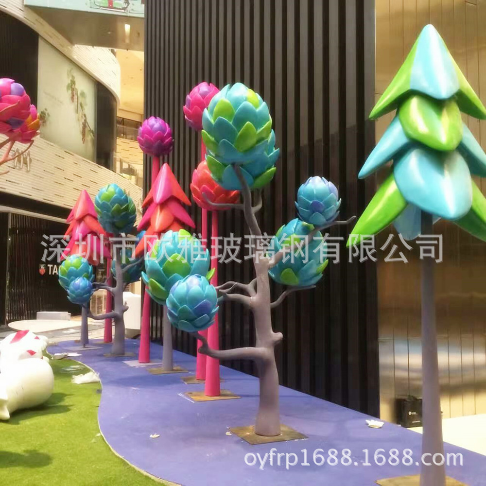 供应玻璃钢制品 大树 商场落地DP场景装饰 玻璃钢景观雕塑