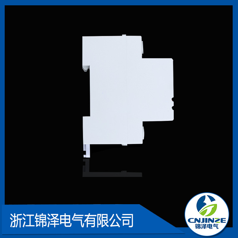 过欠压保护器 3