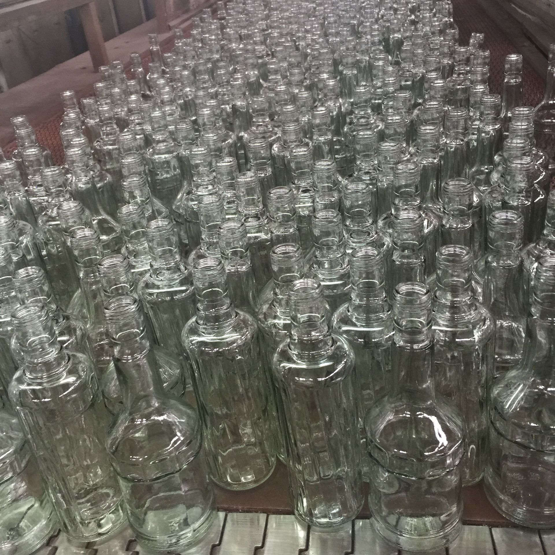 山东白酒玻璃瓶 新款酒瓶  免费设计新白酒瓶图纸