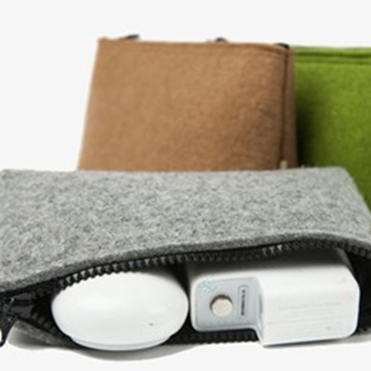 厂家直销毛毡包精美时尚毛毡电源收纳包质量保证支持低价批发