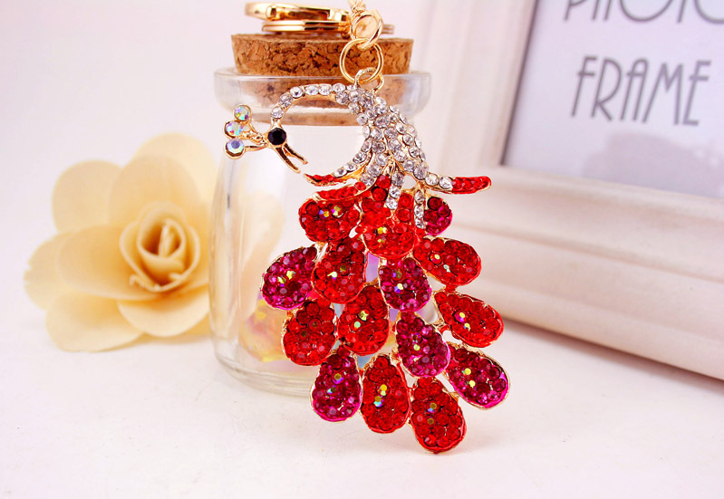 41g Weight Alloy, Metal Material Animal Pattern Unisex Gender Pink, Purple, Red, Blue, Gold Color Creative Diamond Peacock Keychain 19