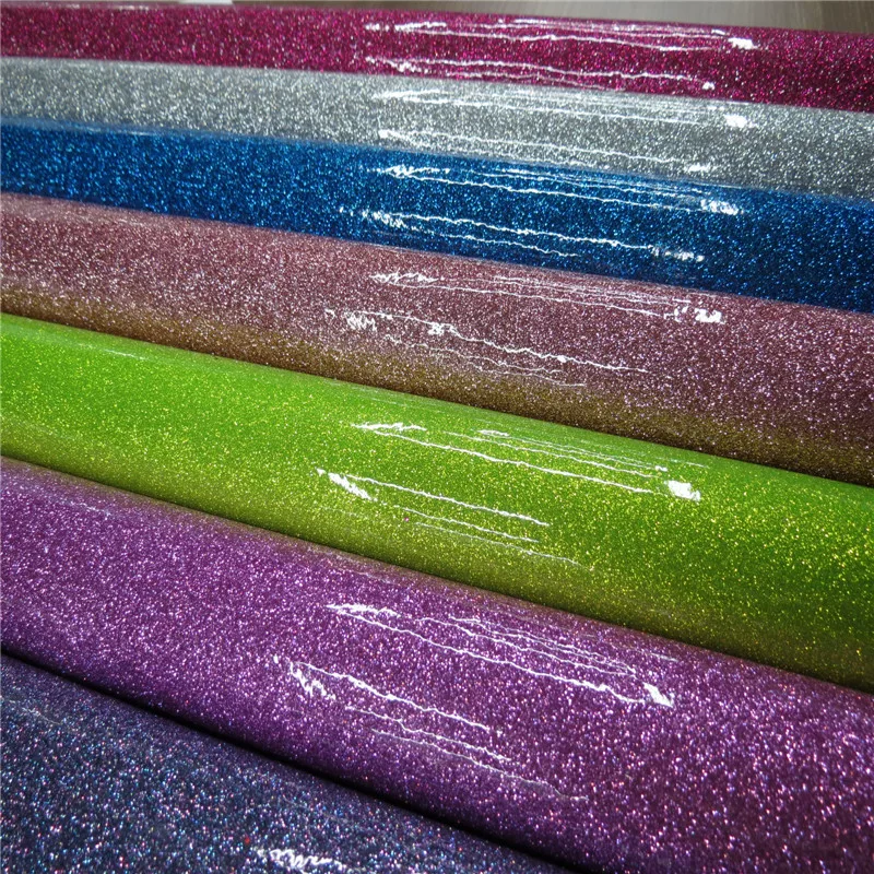 Косметичка из PVC ткани с эффектом зеркала