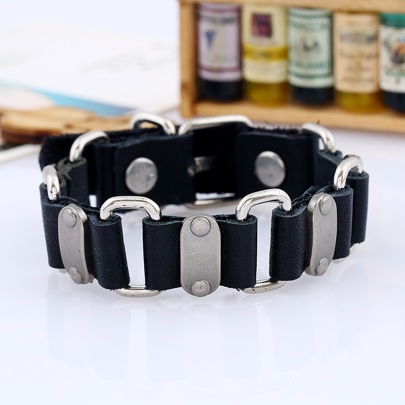 Cowhide connection bracelet