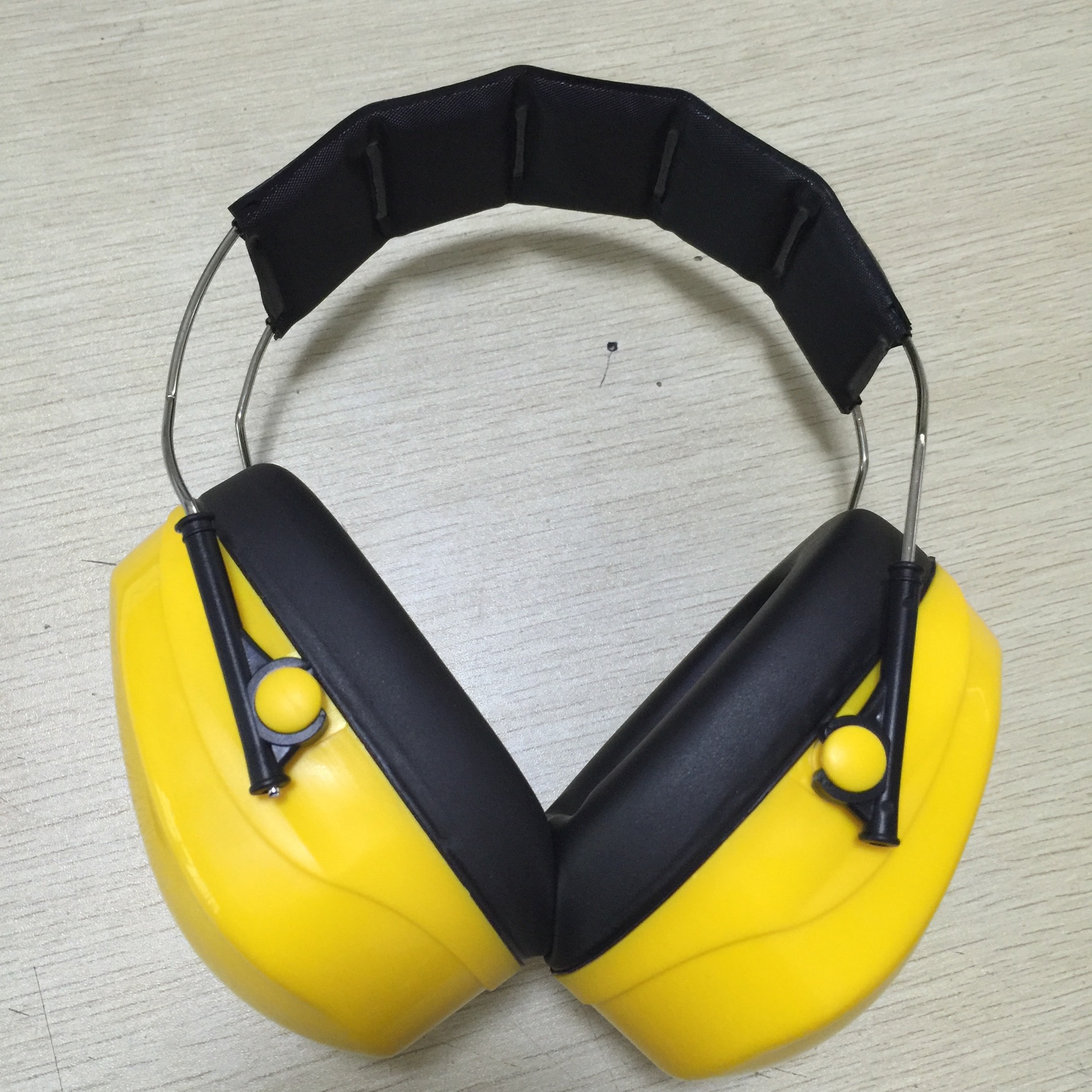 供应耳罩，防护耳罩，防噪音耳罩