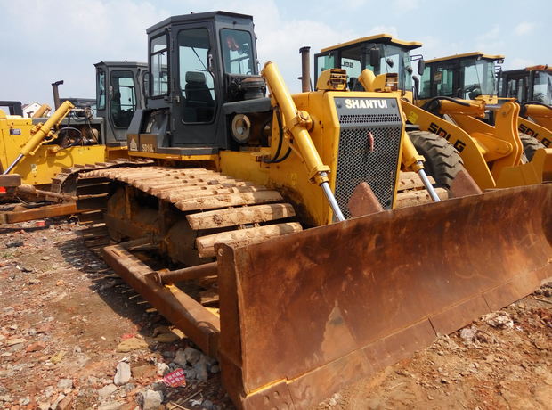 湿地专用：山推湿地SD160推土机