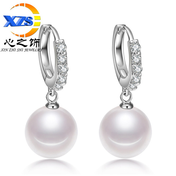 Earrings from pearl