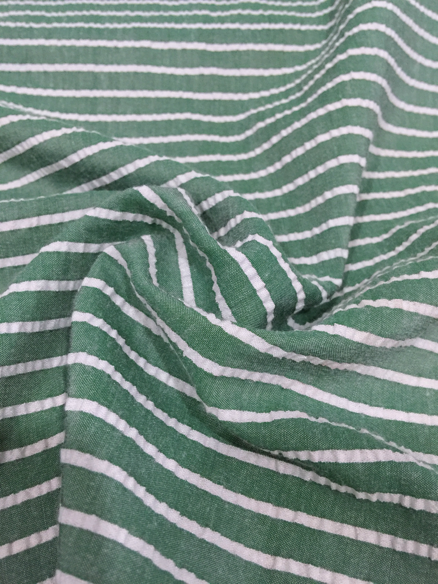 涤棉色织泡泡条/色织起泡面料/色织面料/条纹起皱布/泡泡条纹布