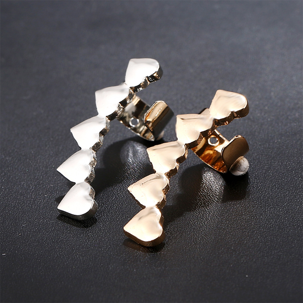 Simple U-shaped Heart-shaped Ear Bone Clip display picture 6