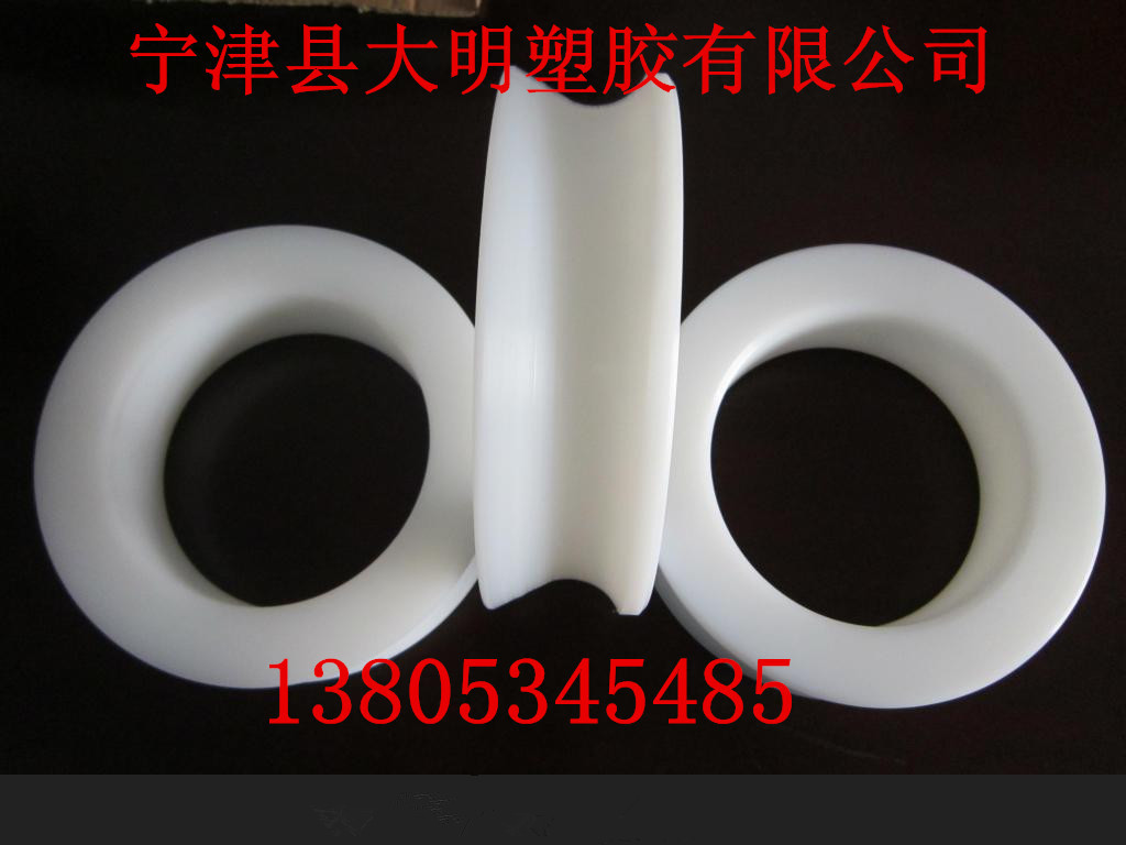 3_93bd3e4e81313a548016f4427857