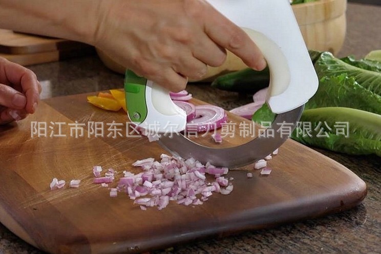 3141548415_437850484