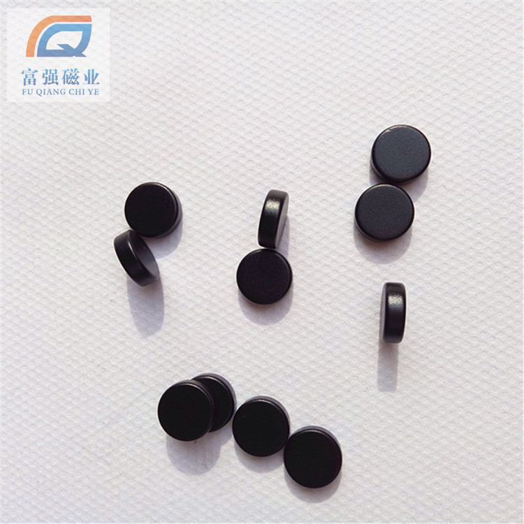 钕铁硼圆柱形强磁  美观亮泽黑环氧 高防锈永磁铁 黑色防水磁铁