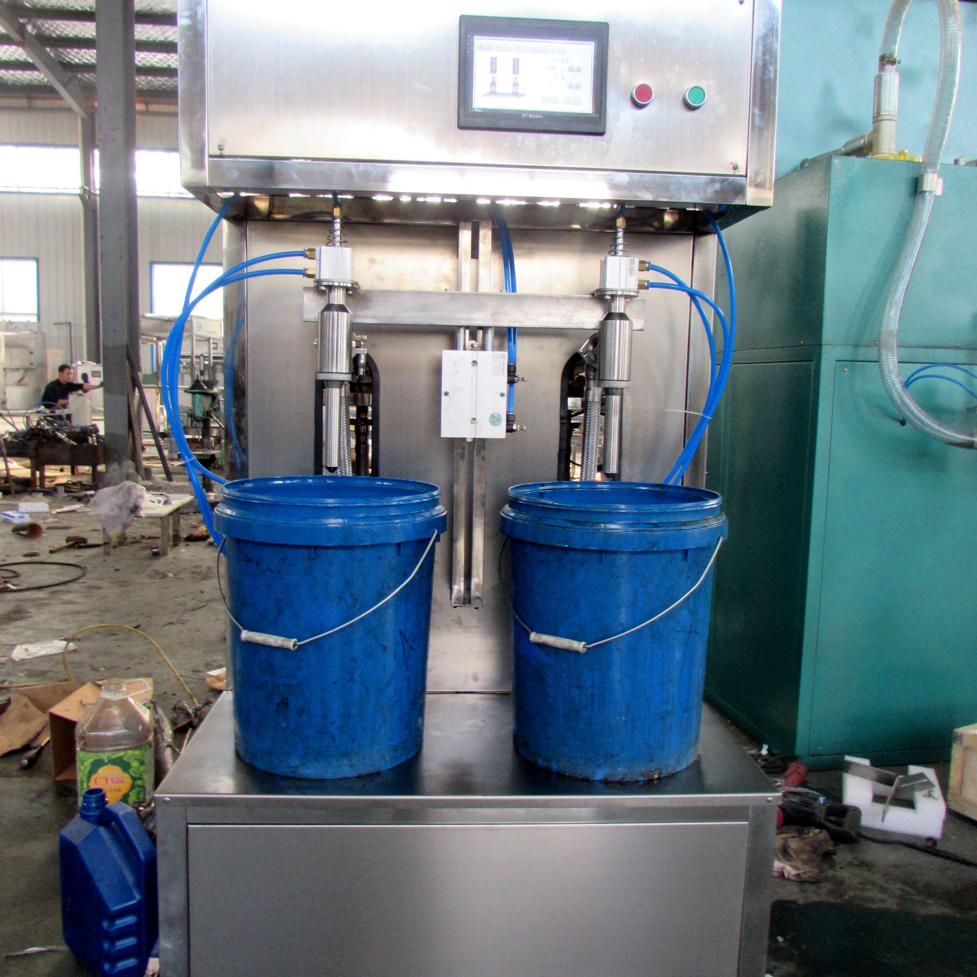 山东诚德液体定量灌装机 食用油灌装设备报价 半自动流量计灌装机