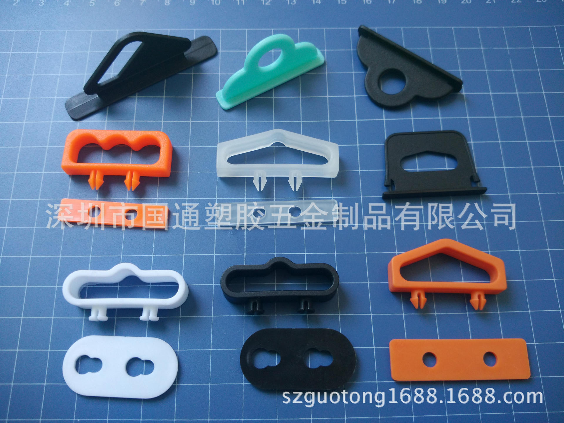 3456455594_1780032211