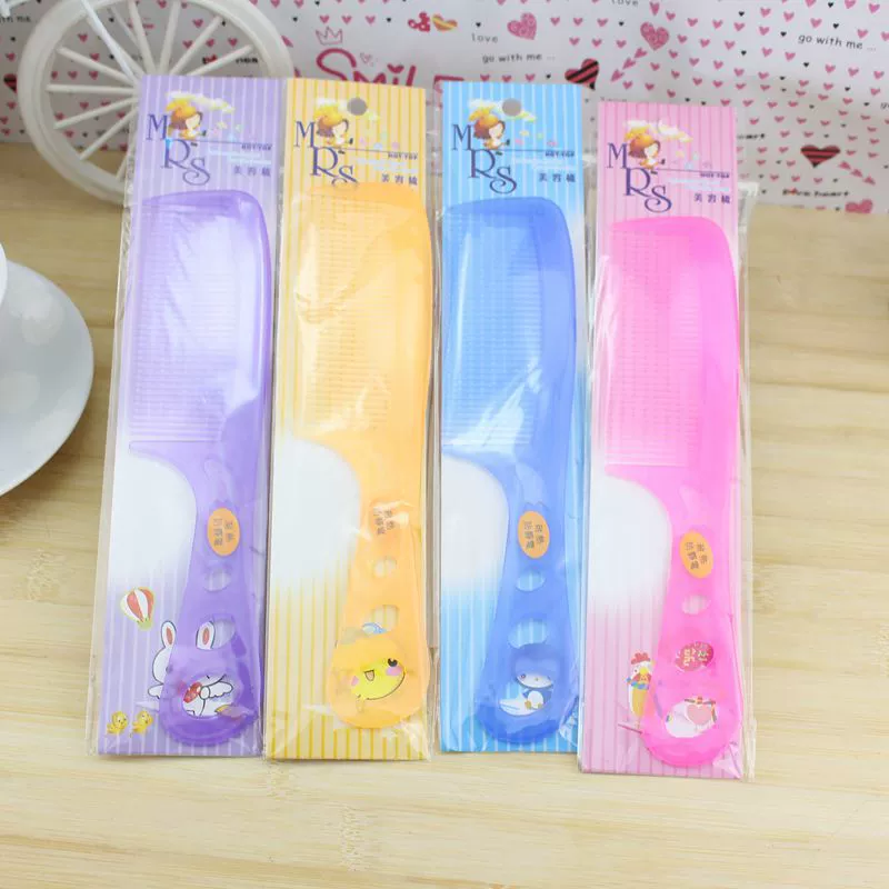 Студенческое общежитие домашний гребень для волос гребень многоцветный пластиковый гребень два юаня стойло универмаг снабжения оптом