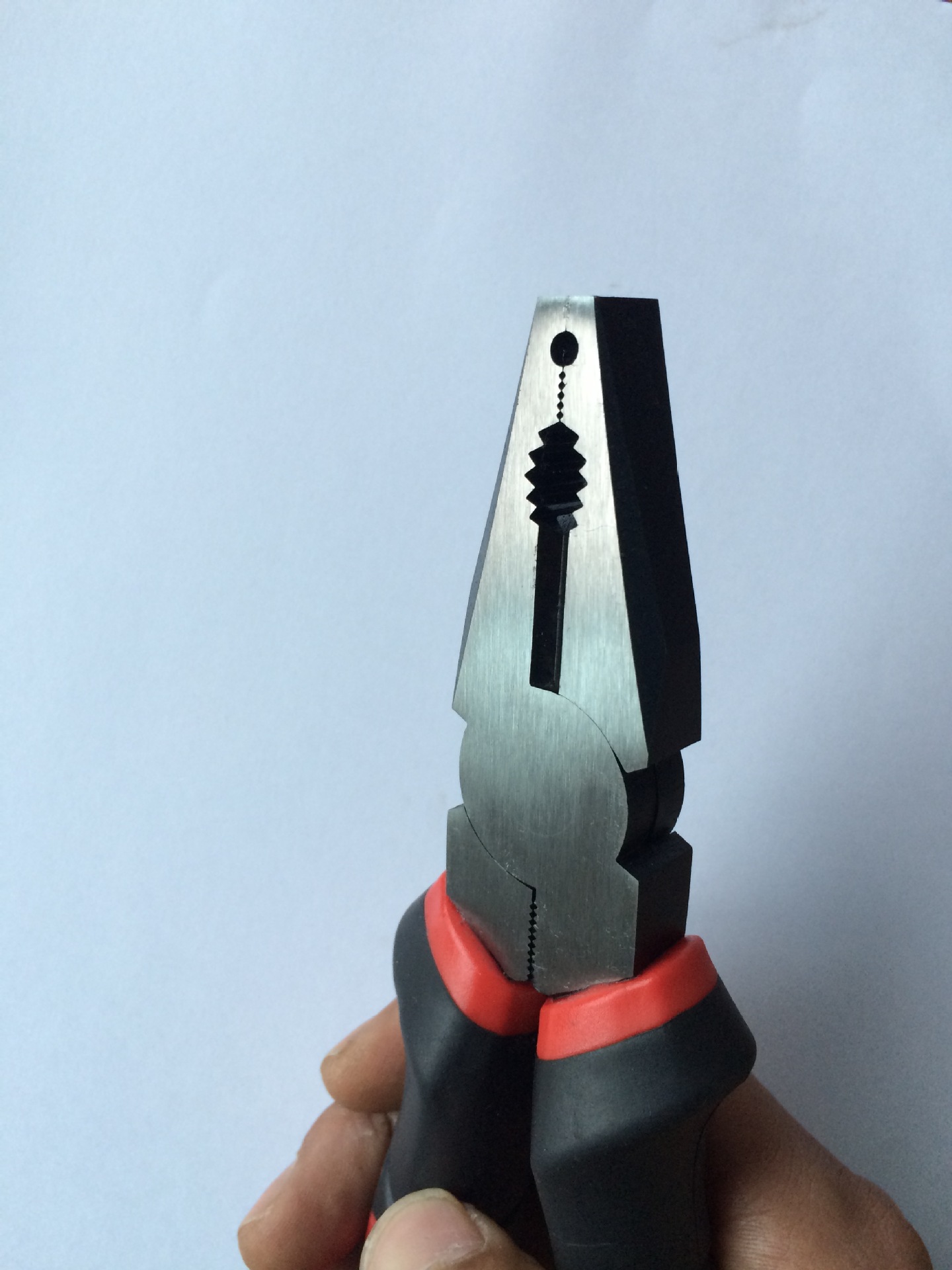 0637A903-FDD5-4C3B-83BB-E7DDD9