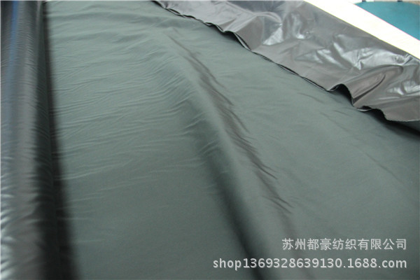 订单生产新品羽绒服加厚面料三层复合贴膜贴胶充绒布免缝防绒保暖