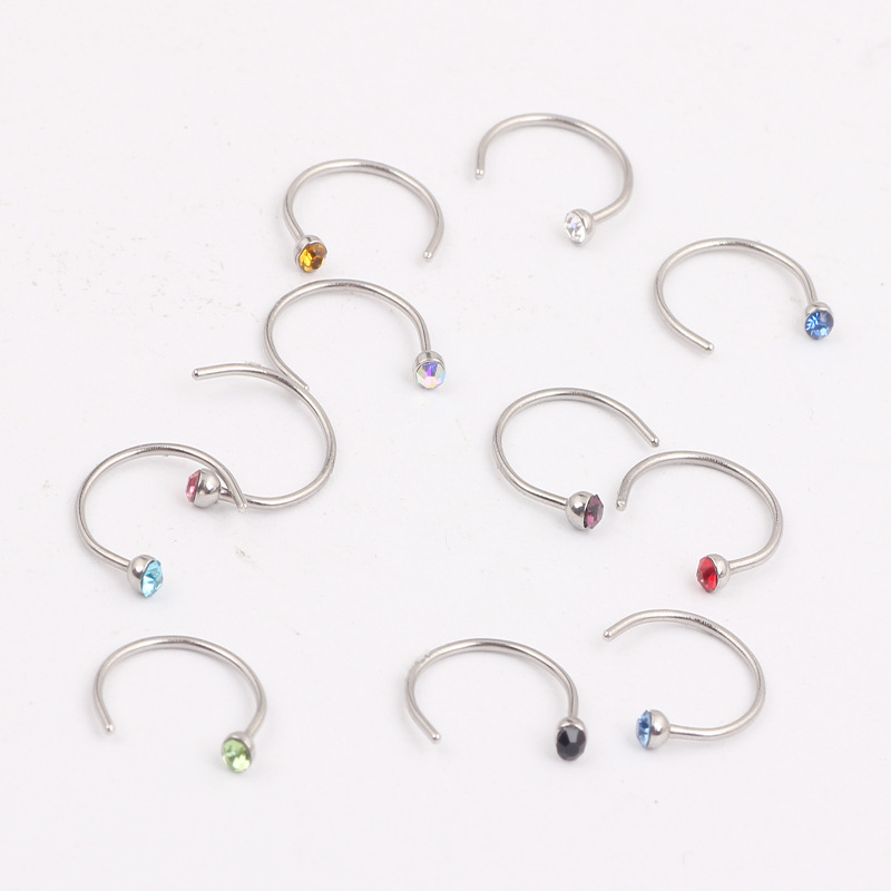 Pointed labret stud close-up product detail