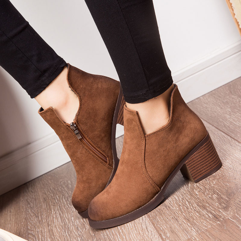 flat heel work boots