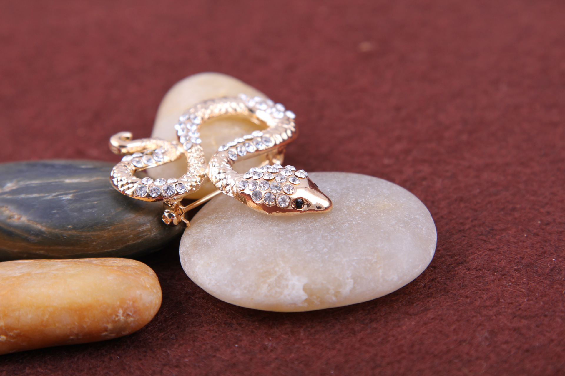 Broche en forme de serpent avec strass et diamants pour homme et femme, accessoire de mode coréenne_voghion.com