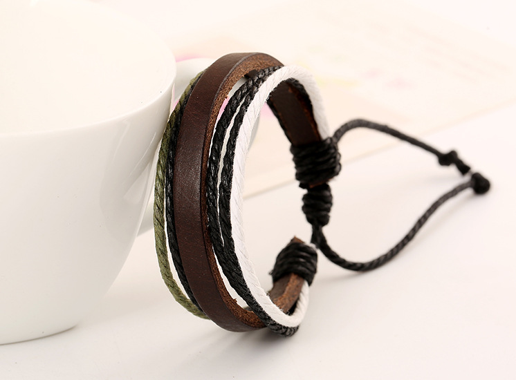 Multi-layer Hand-woven First Layer Leather Bracelet Couple Korean Fashion Retro Belt display picture 2