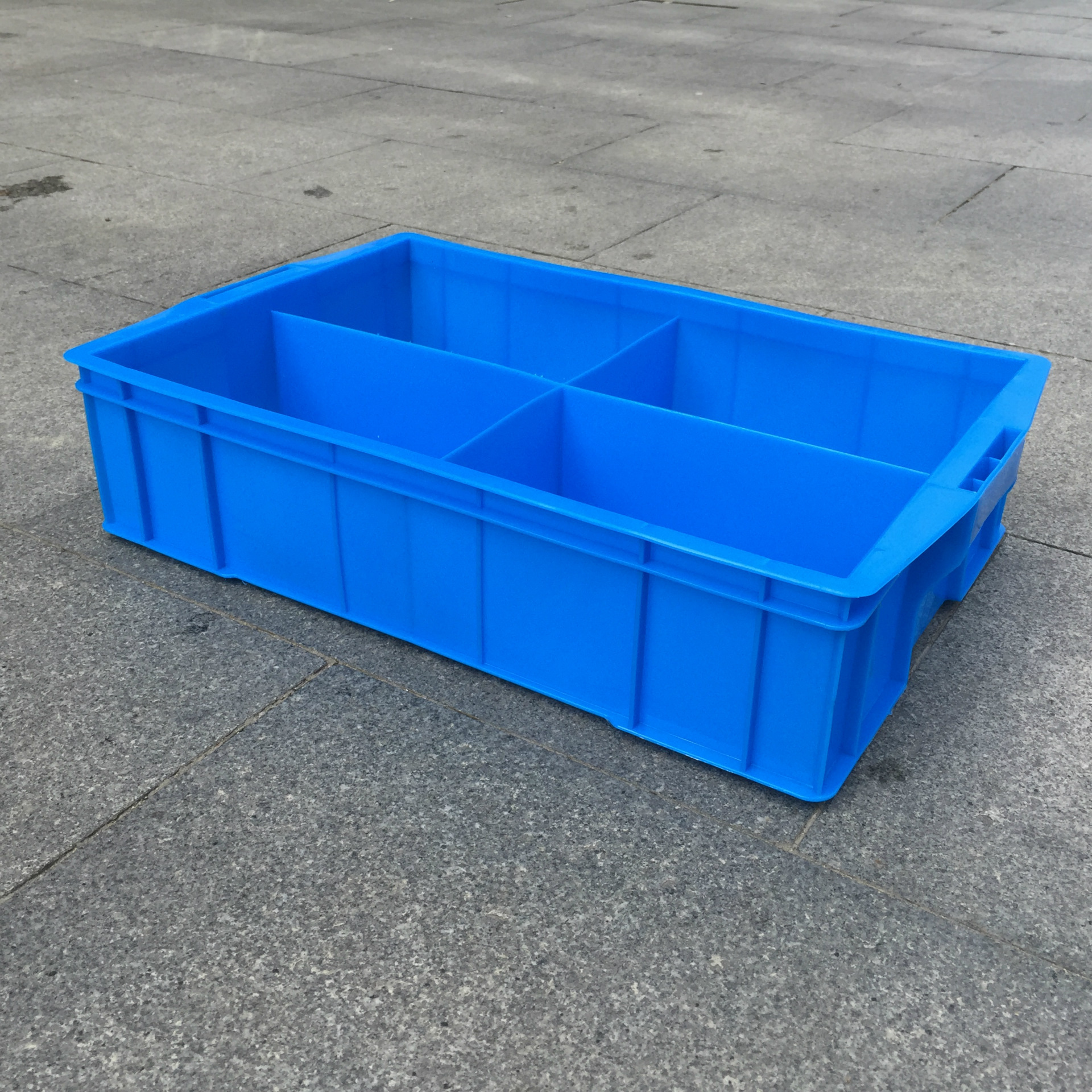 浙江厂方直销 全新料大四格周转箱