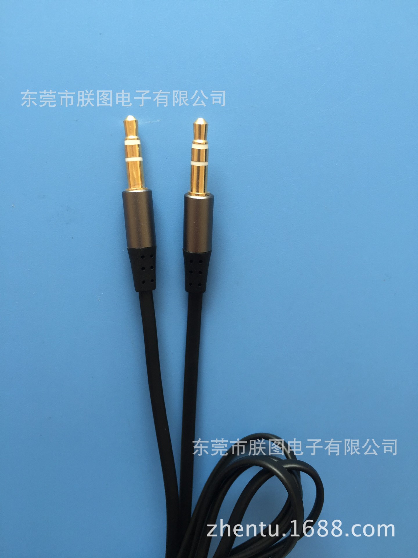 厂家生产汽车aux音频线车用3.5MM音频线公对公车载音频对录连接线