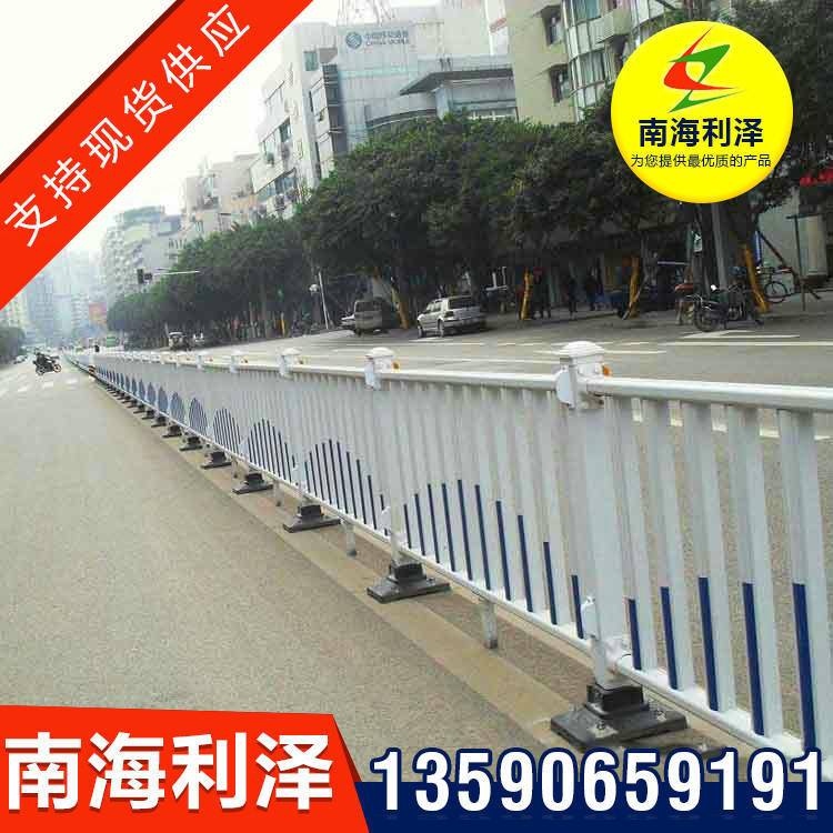 供应商 市政交通护栏 道路隔离锌钢护栏 定做批发 规格齐全