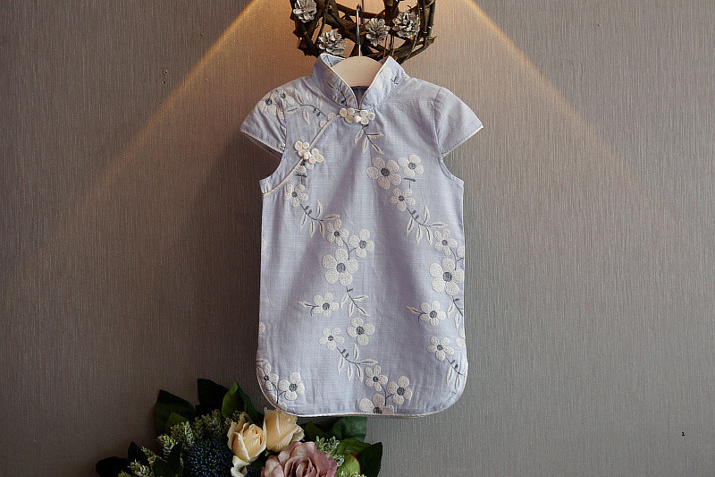 2835463811_1870743291