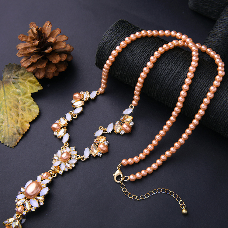 Korean Style Long Fringed Pearl Necklace National Fashion Ethnic Sweater Chain Fashion Temperament Necklace Internet Influencer Street Snap Necklace display picture 18