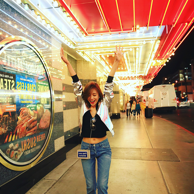 6876af23jw1f2ly3vtoe7j22v72nub