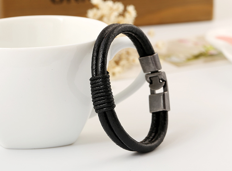 Cowhide leather bracelet menu0027s accessories leather woven handmade leather men