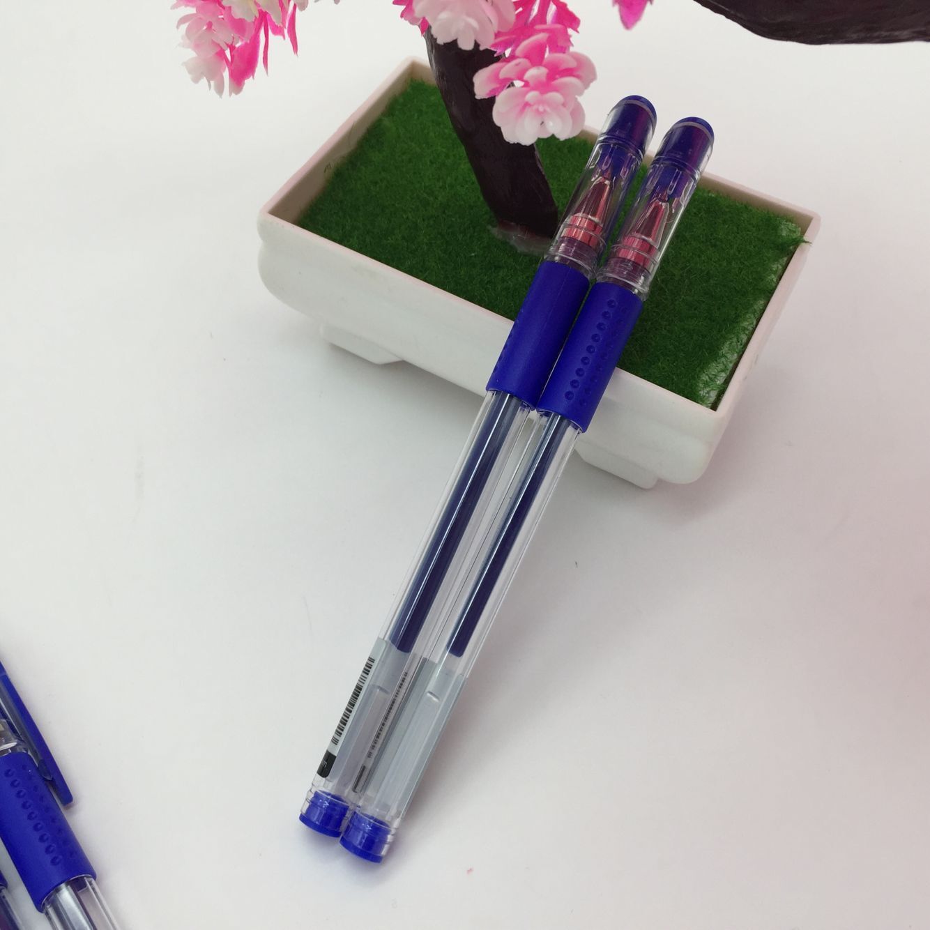 一支笔中性笔 欧标笔商务签字笔 办公文具考试水笔 子弹头0.5mm-阿里巴巴