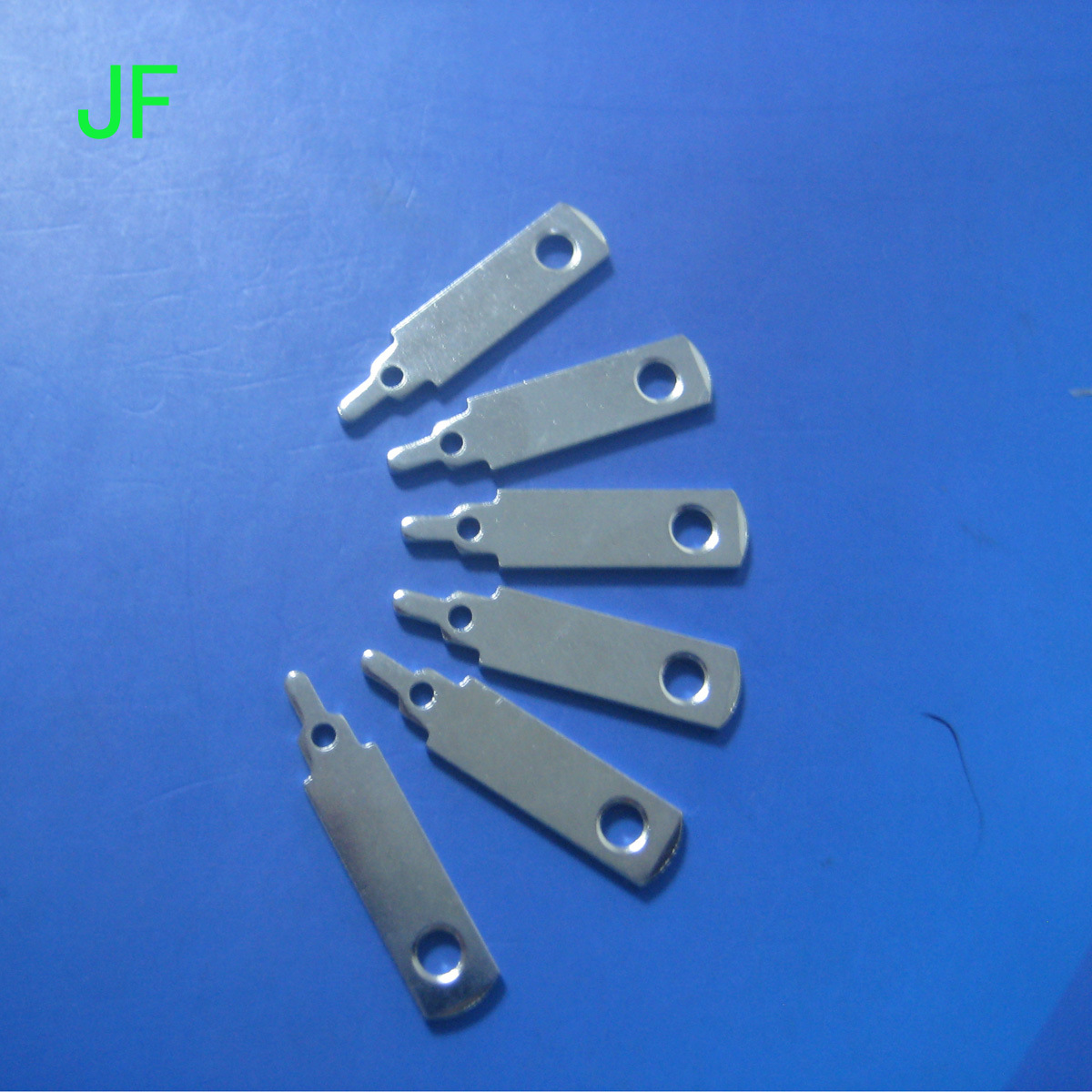 厂家供应插脚插头片中规美规 折叠充电器五金插座铜片