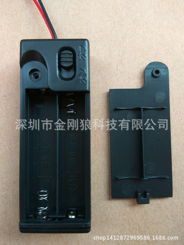 供应7号2节有盖带开关电池盒 开关上面款 3V AAA电池盒带出线可定