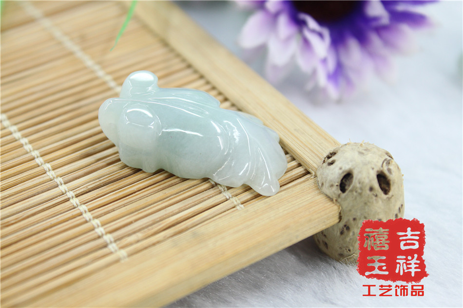 Quality organic replica jade, emerald pendant