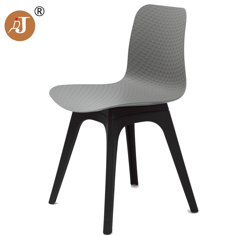 新款东莞塑胶餐椅批餐厅休闲塑料椅子PP新料制作餐椅|ru