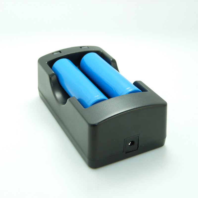 海智美 18650双槽座充充电器 电池充电器 手电筒充电器 厂家直销