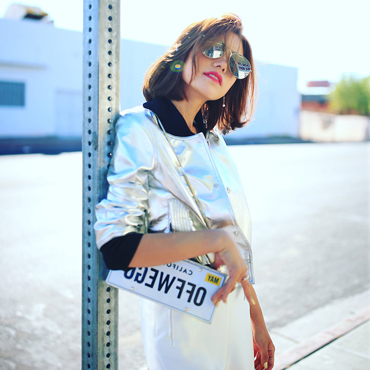 6876af23jw1f2lxzx9pmuj22o03594