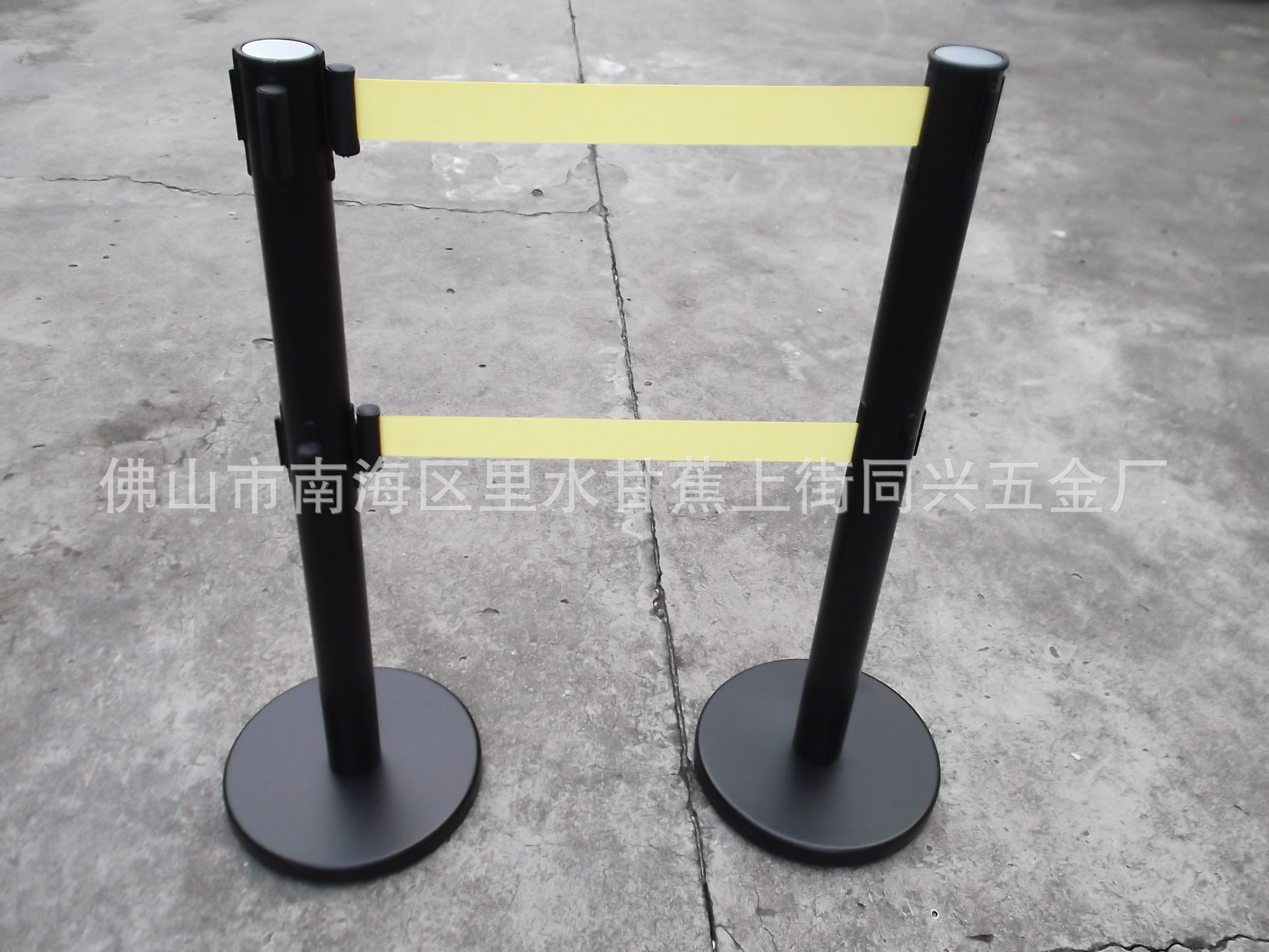 一米线栏杆座隔离带警戒线银行隔离柱伸缩式伸缩隔离栏可移动