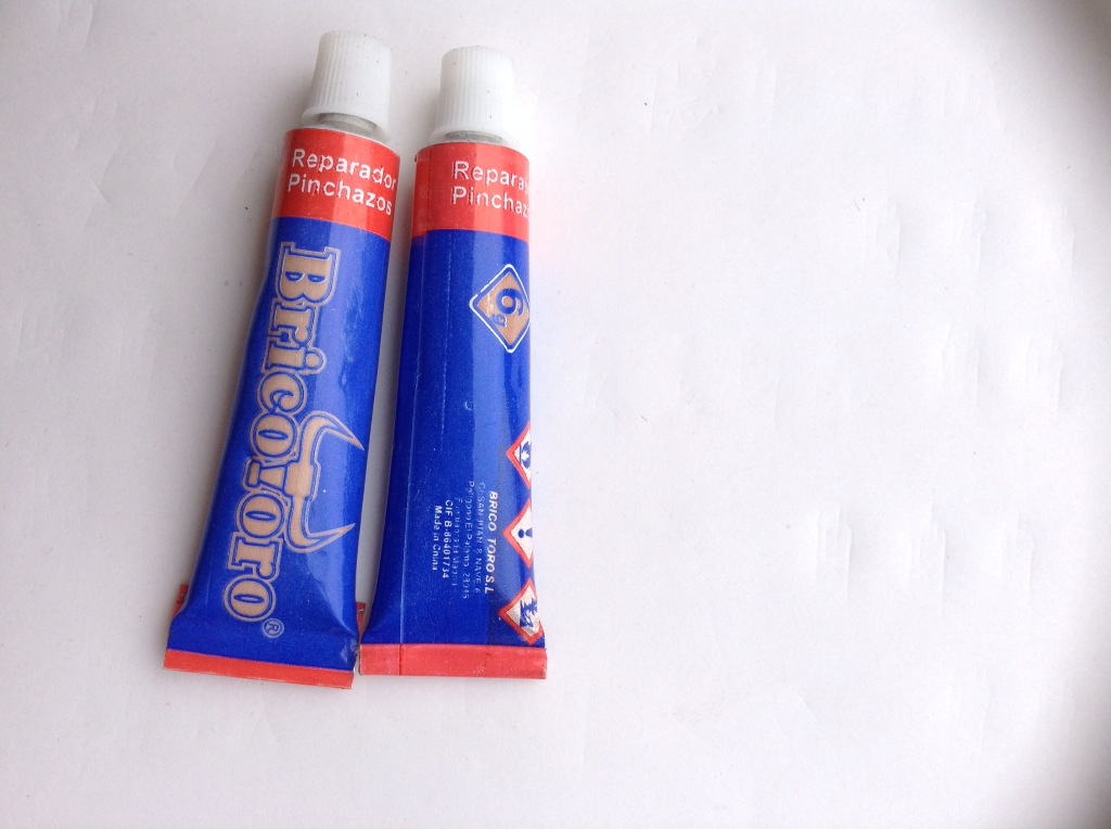 厂家直销自行车摩托车电瓶车内胎补胎胶水单个冷补胶工厂高粘度