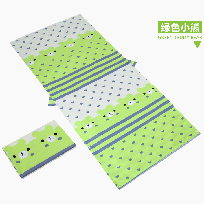 녹색 곰
