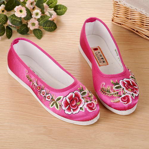 Chinese folk dance shoes qipao tang suit flat shoes old Beijing cotton hanfu cloth shoes to restore ancient ways home wedding shoes embroidered square dance 