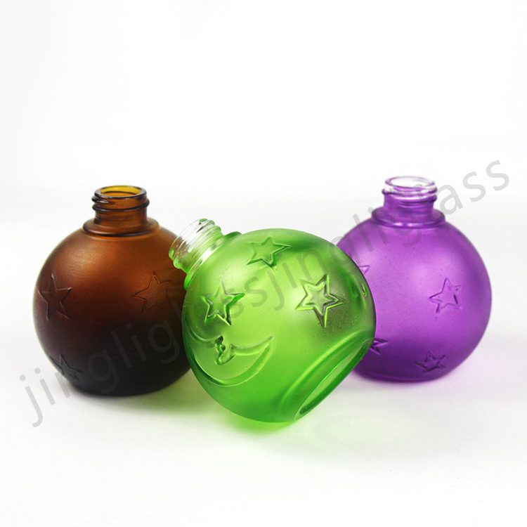 100ML星星月亮玻璃香薰瓶，可喷不同颜色，螺口；100ML玻璃香薰瓶