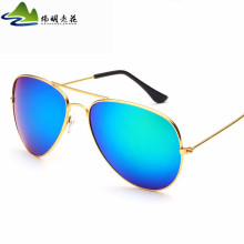 经典款反光彩膜太阳眼镜批发 复古炫彩时尚太阳镜 蛤蟆镜墨镜3026