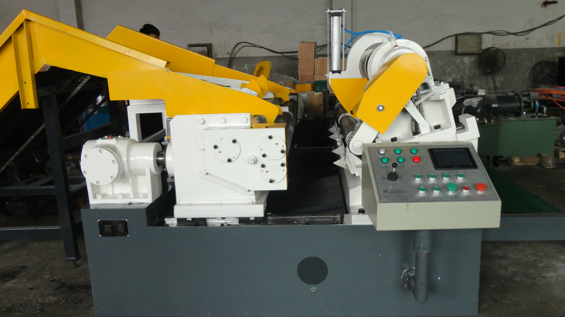 厂家供应   三乐天  旋切机全自动