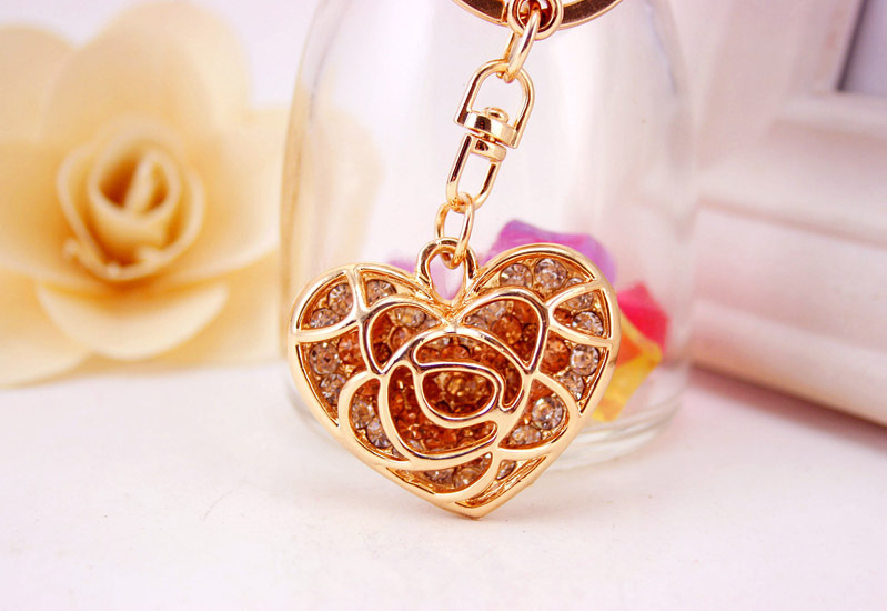 35g Weight Alloy, Metal Material Heart Pattern Unisex Gender Pink, Purple, Red, Blue, Peach Color Creative Cute Diamond Hollow Peach Heart Car Keychain Couple Key Chain Love Metal Pendant 16