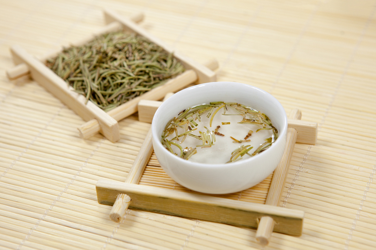 Dried Rosemary Leaves Mi Die Xiang 迷迭香 Wholesale Bulk Culinary and Herbal Tea Herb 500g key features